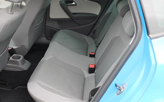 Volkswagen Polo cena 25800 przebieg: 67606, rok produkcji 2015 z Zagórów małe 67